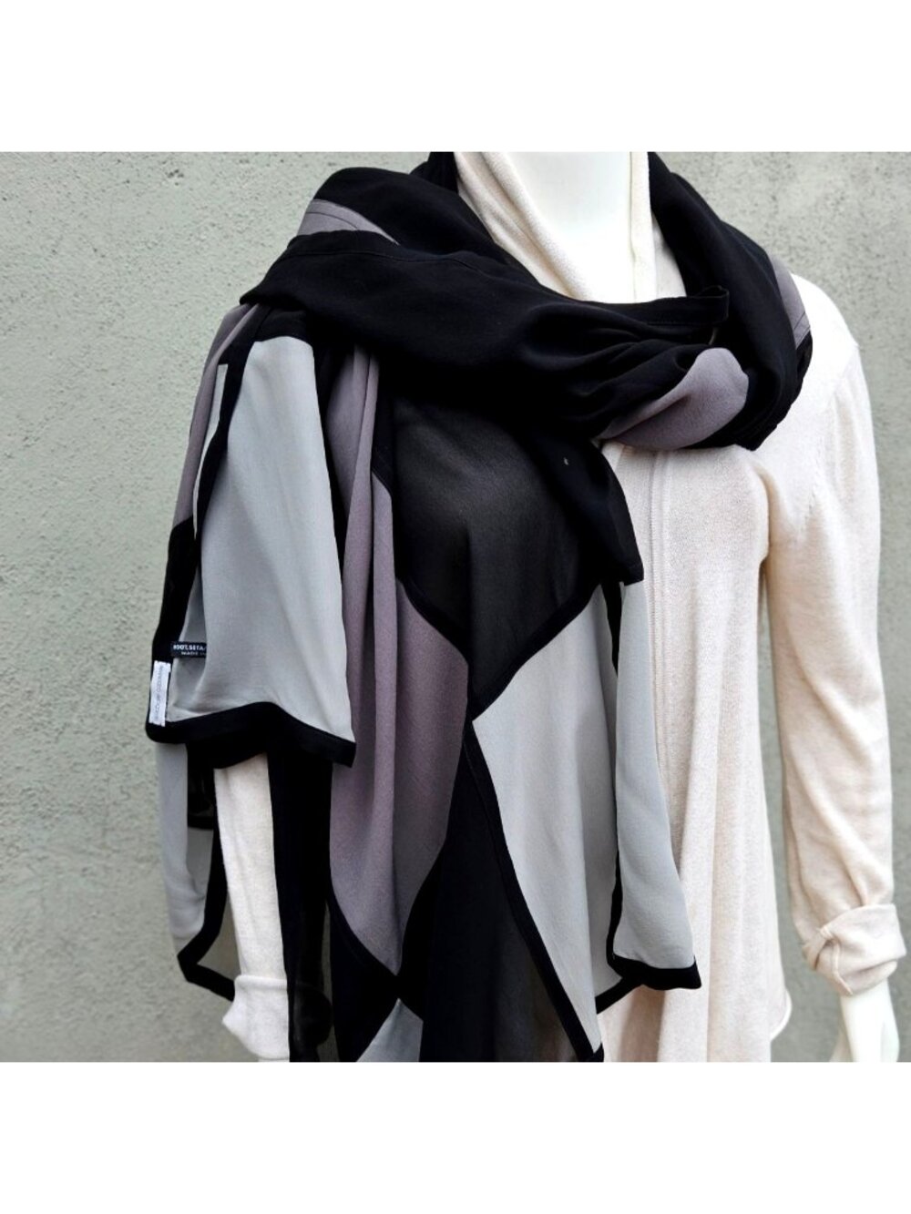 Vintage 90s Bergdorf Goodman Silk Panel Scarf Black Gray Color Block 32x90" - Picture 8 of 12